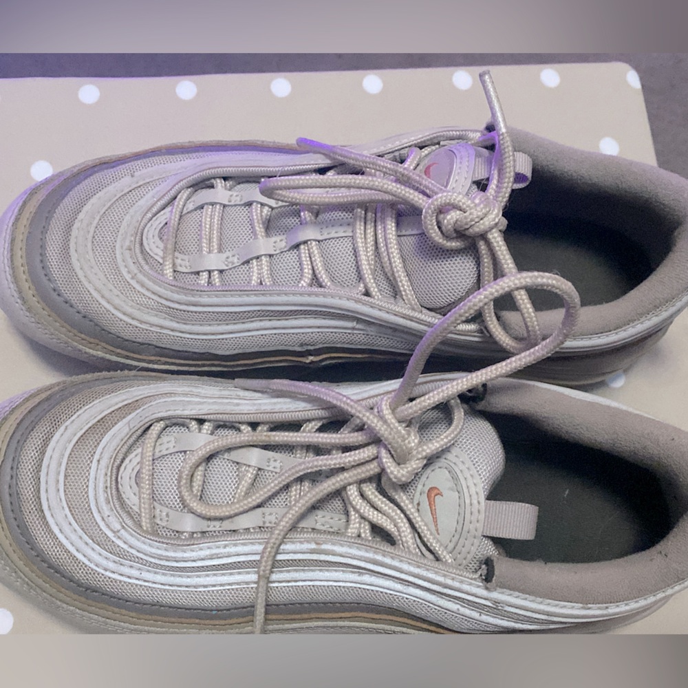 Nike air max cream sz 7 in w